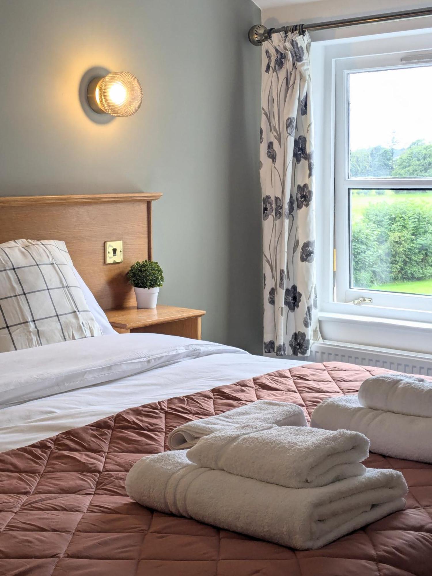 The Whoop Hotel Kirkby Lonsdale Exterior foto