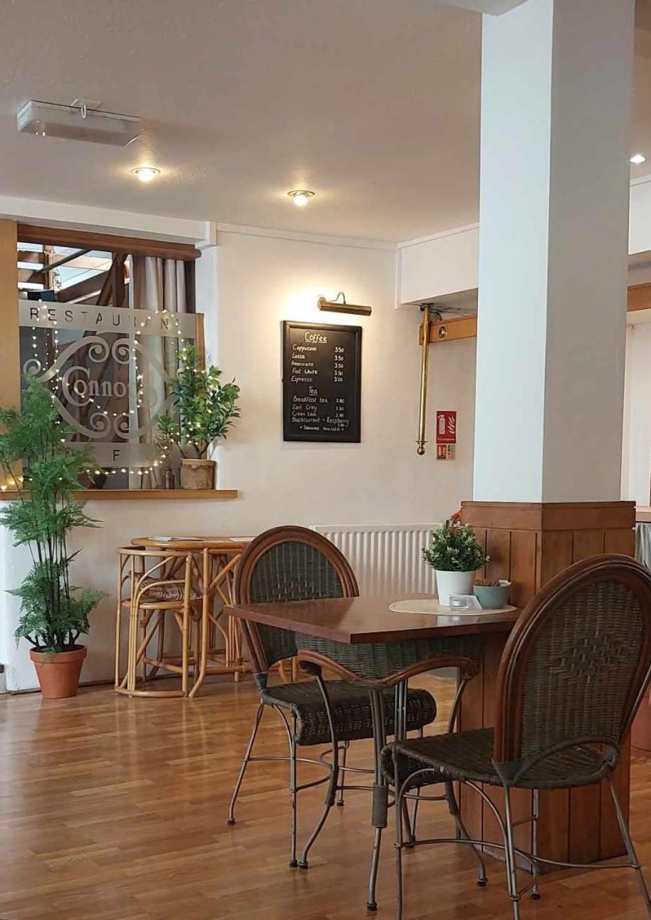 The Whoop Hotel Kirkby Lonsdale Exterior foto